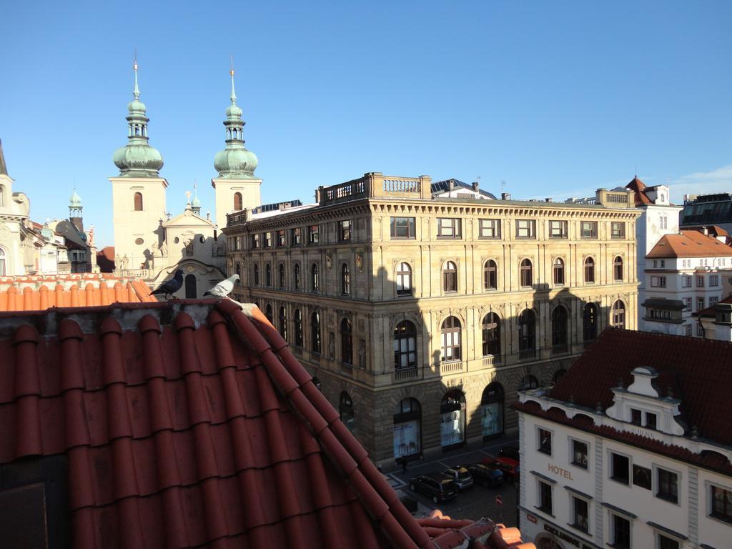 Pension Tara Praga Exterior foto